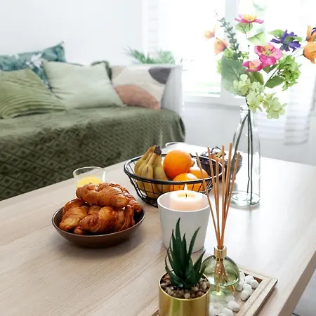 Апартаменты Cosy A 15 Min De Paris Шатийон